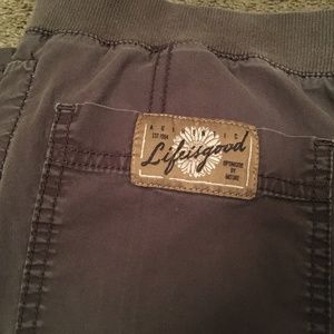 Women’s Life Is Good Camp Pants Size Medium